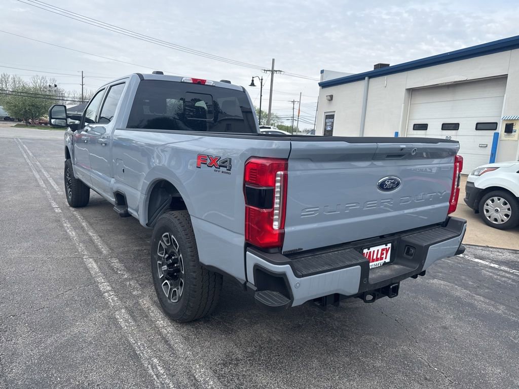 Certified 2025 Ford F350 Lariat w/ Lariat Ultimate Package AWD/4WD image 5
