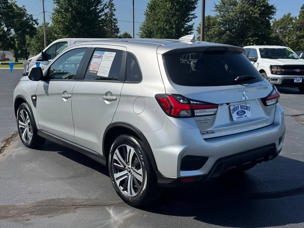 Used 2025 Mitsubishi Outlander Sport SE AWD/4WD image 25