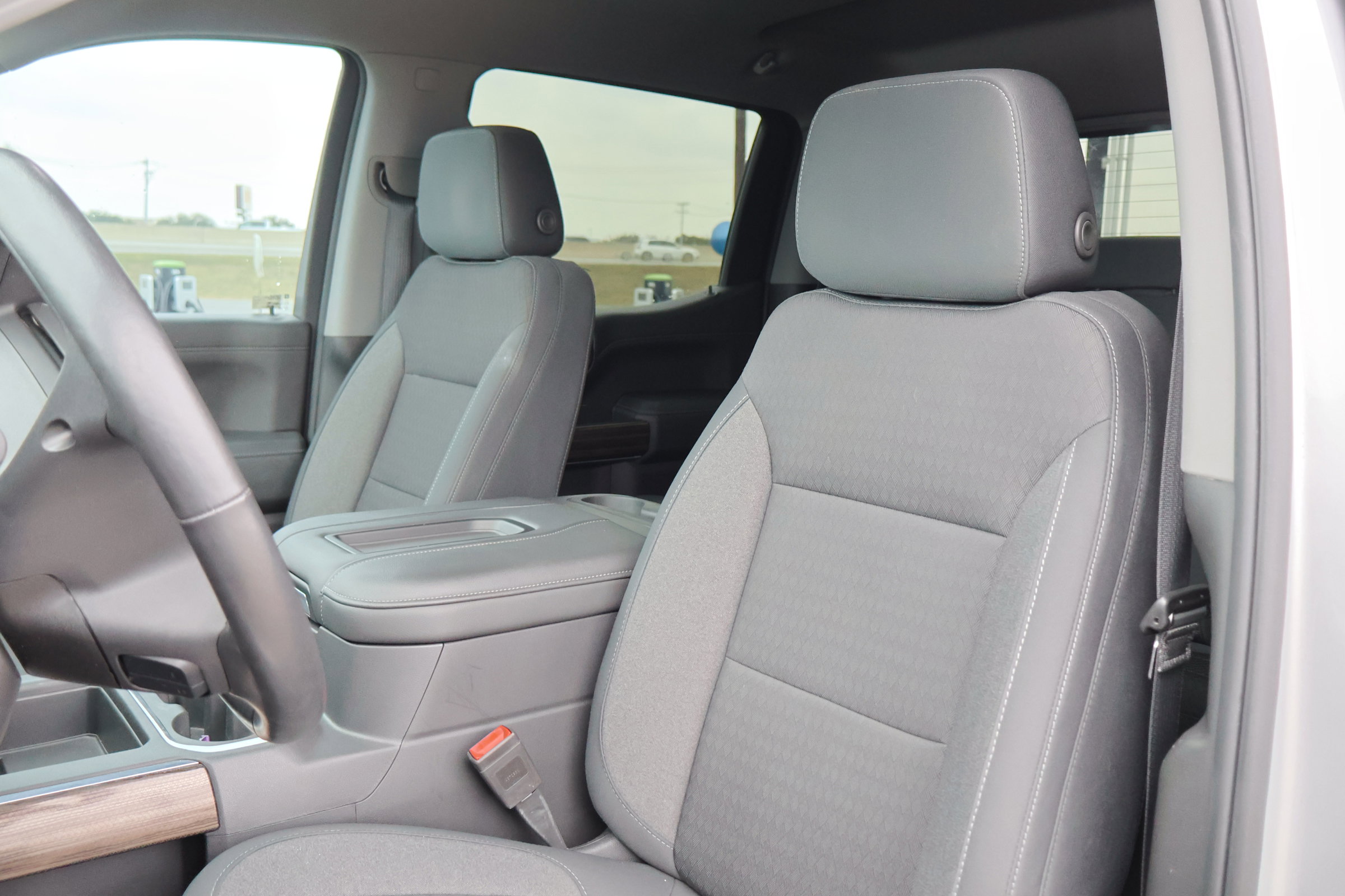 Used 2020 Chevrolet Silverado 1500 RST w/ Texas Edition image 14