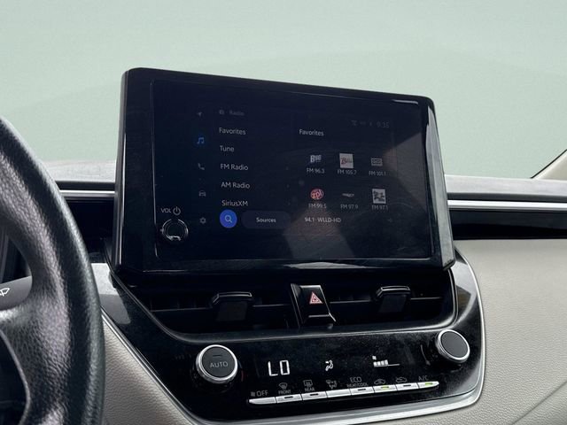 Used 2024 Toyota Corolla LE FWD image 30
