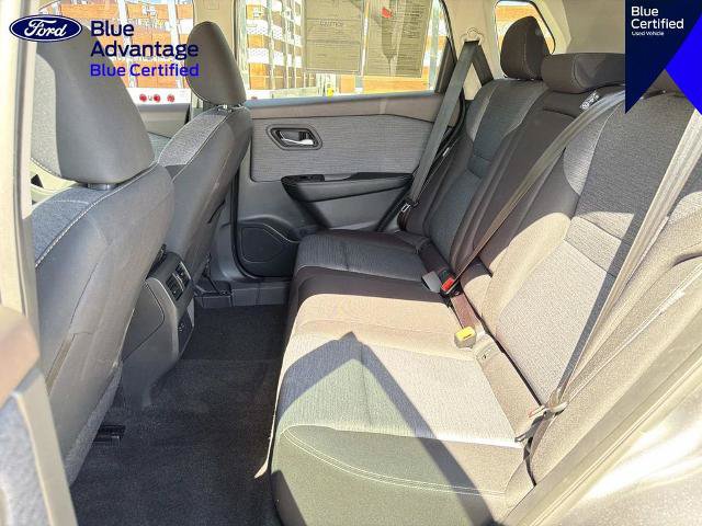 Used 2023 Nissan Rogue SV FWD image 15