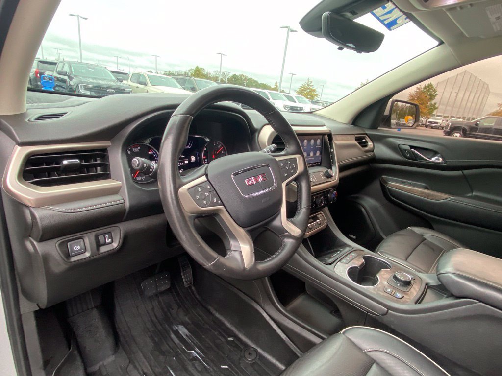 Used 2020 GMC Acadia Denali AWD/4WD image 9