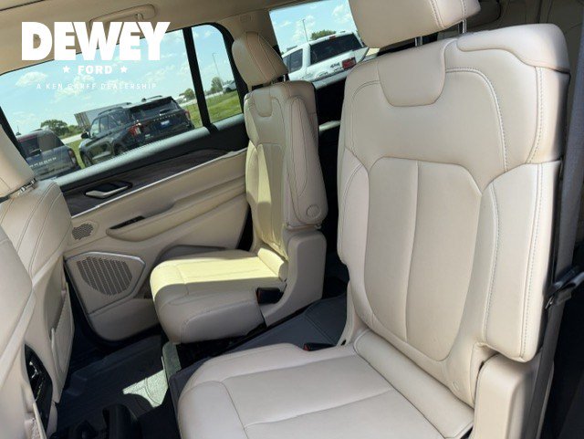 Used 2021 Jeep Grand Cherokee L Limited w/ Trailer Tow Package AWD/4WD image 26