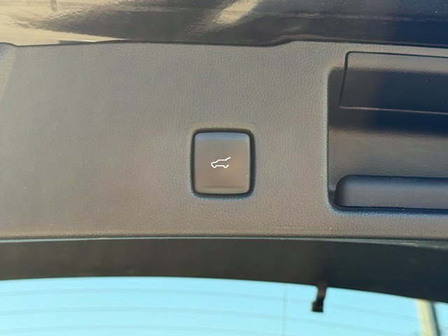Certified 2023 Ford Escape ST-Line w/ Tech Pack #1 AWD/4WD image 10