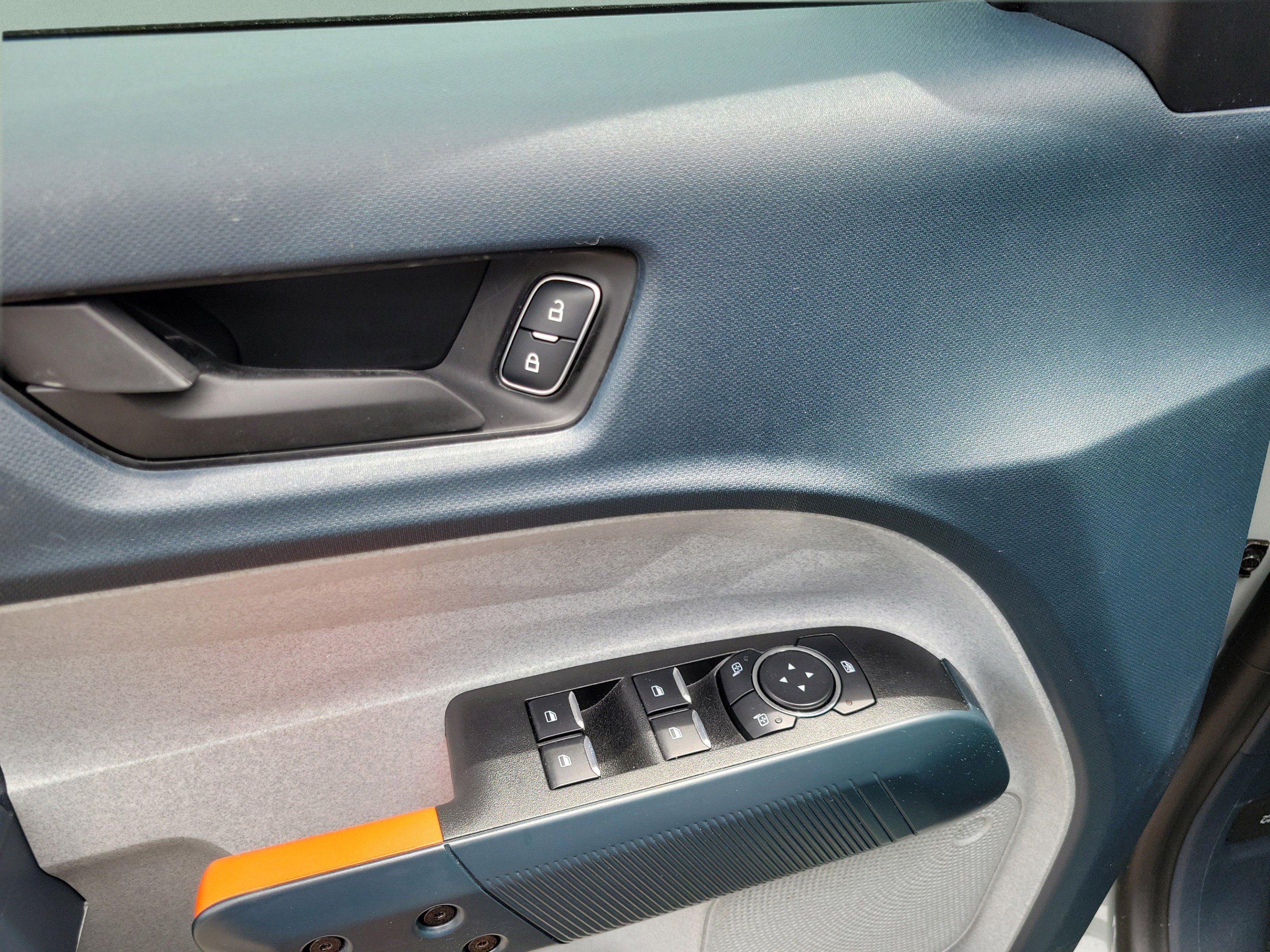 Certified 2024 Ford Maverick XLT FWD image 15