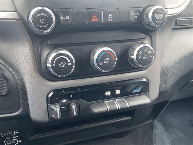 Used 2024 RAM 3500 Big Horn image 28