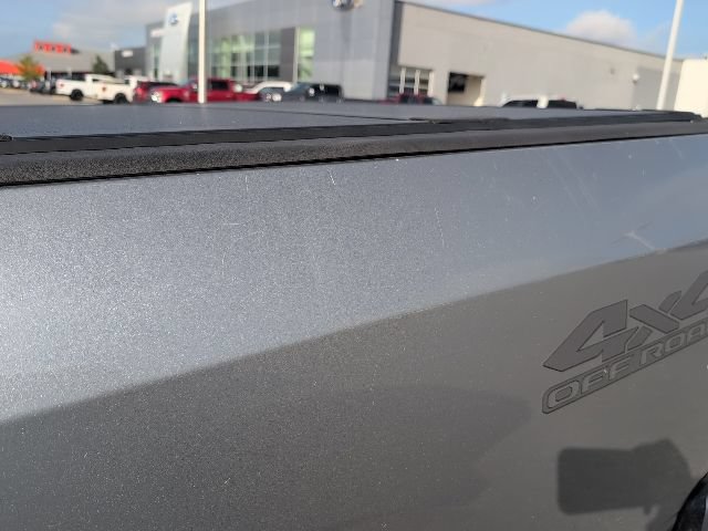 Used 2022 RAM 2500 Big Horn w/ Night Edition AWD/4WD image 6