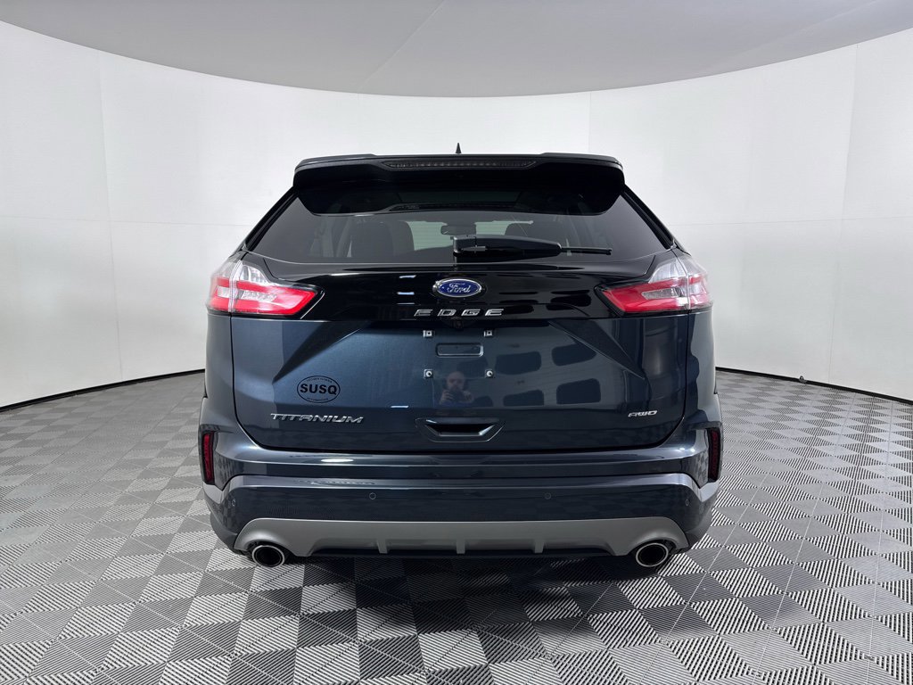 Certified 2022 Ford Edge Titanium w/ Equipment Group 301A image 4