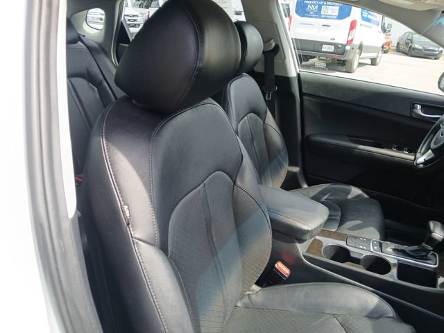 Used 2017 Kia Optima EX w/ Premium Package FWD image 44