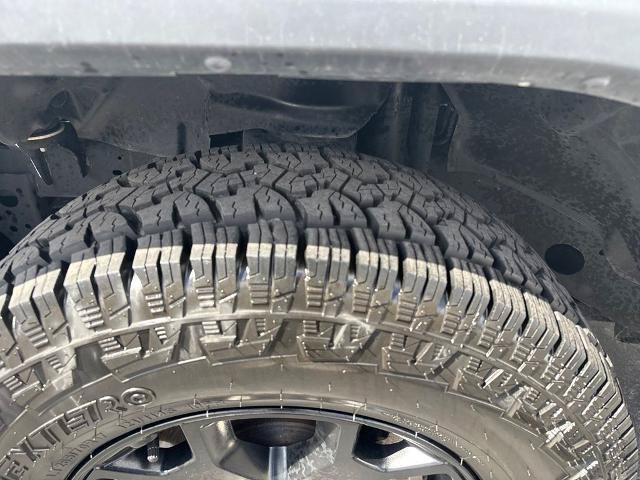 Used 2022 Jeep Wrangler Sport AWD/4WD image 12