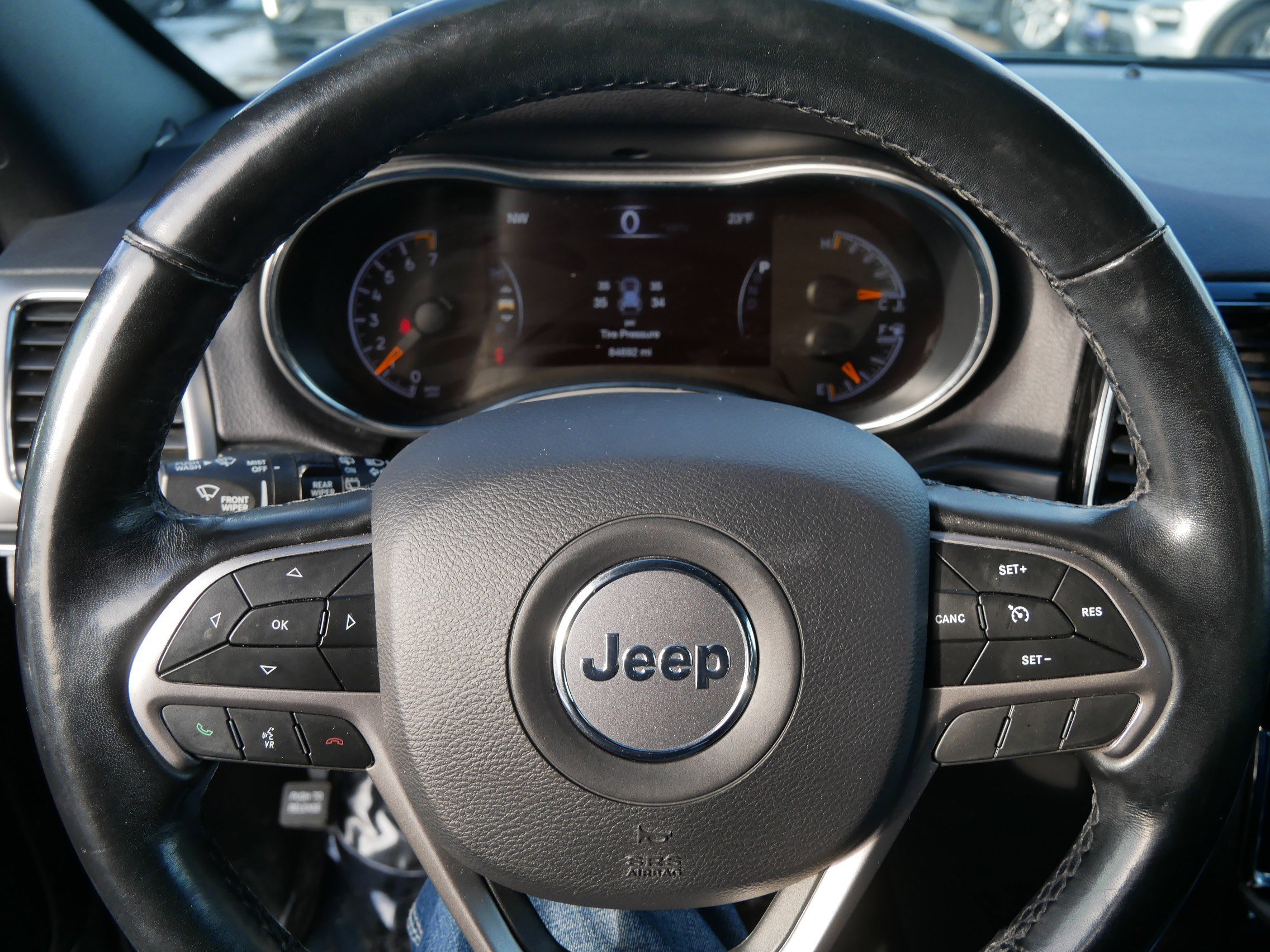 Used 2020 Jeep Grand Cherokee Limited image 25