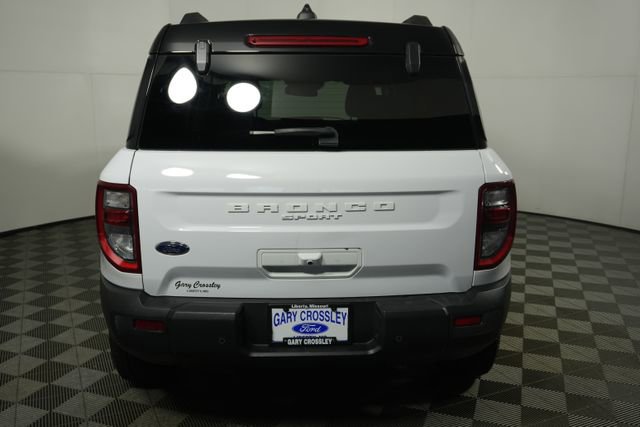 Certified 2025 Ford Bronco Sport Outer Banks w/ Outer Banks Tech Package+ AWD/4WD image 4
