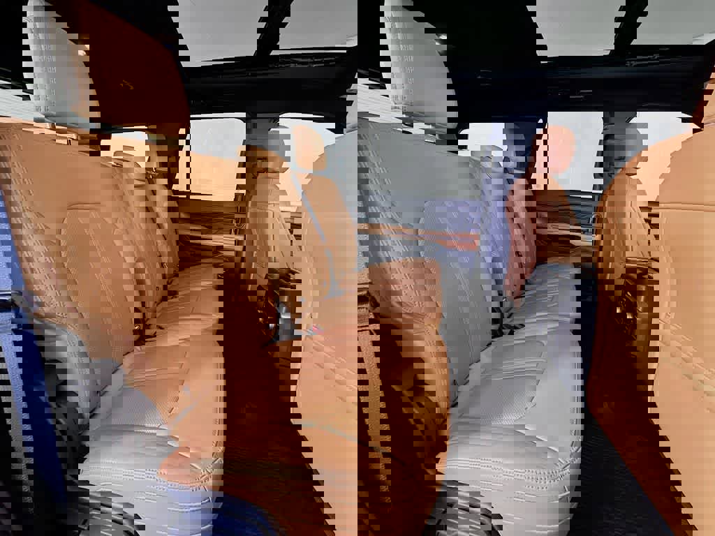 Certified 2023 Ford Expedition Platinum image 34