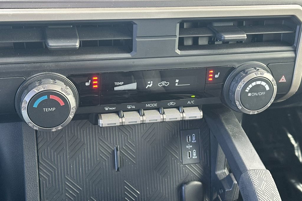 Used 2024 Toyota Tacoma SR5 AWD/4WD image 19