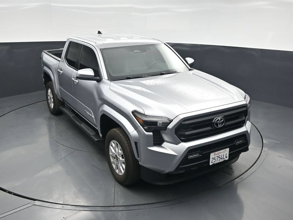 Used 2026 Toyota Tacoma SR5 RWD image 32