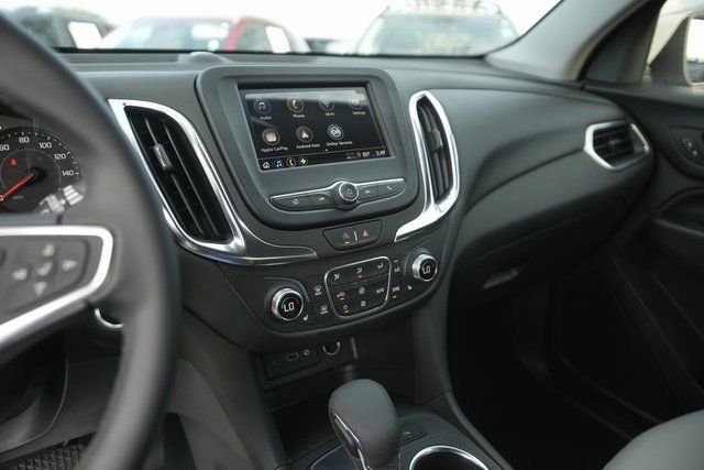 Used 2024 Chevrolet Equinox LT image 25