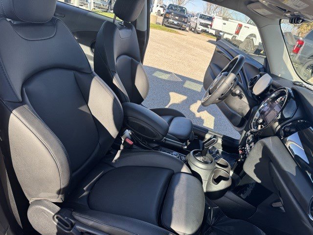 Used 2023 MINI Cooper S image 30