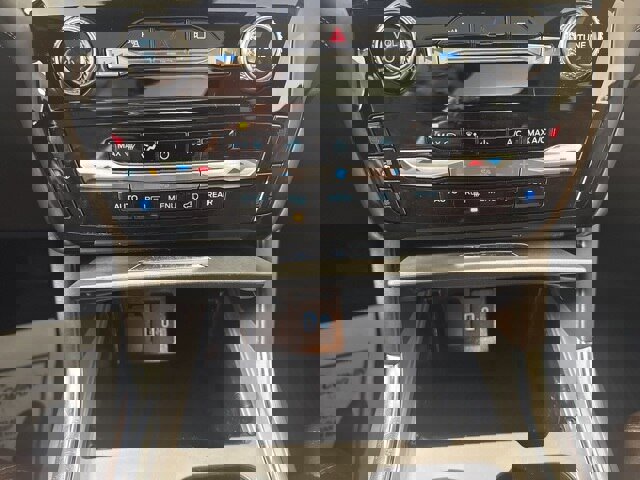 Certified 2022 Ford Explorer King Ranch w/ Premium Technology Package image 17