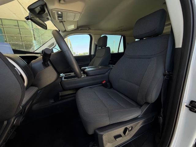 Certified 2025 Ford Expedition Max Active AWD/4WD image 5