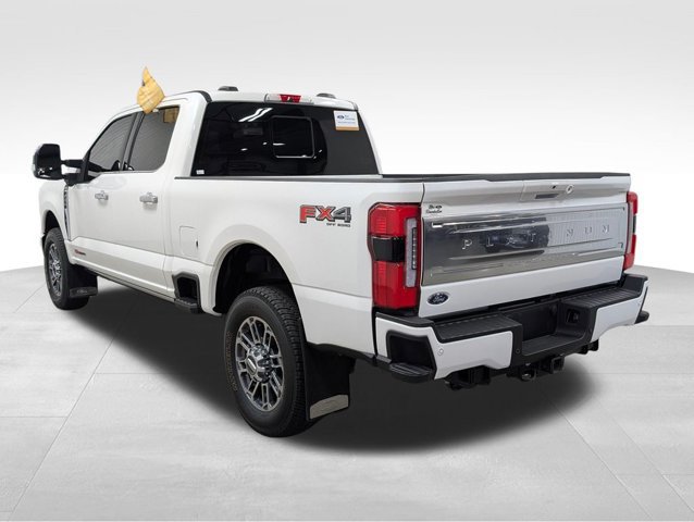 Certified 2025 Ford F250 Platinum w/ Platinum Plus Package AWD/4WD image 32