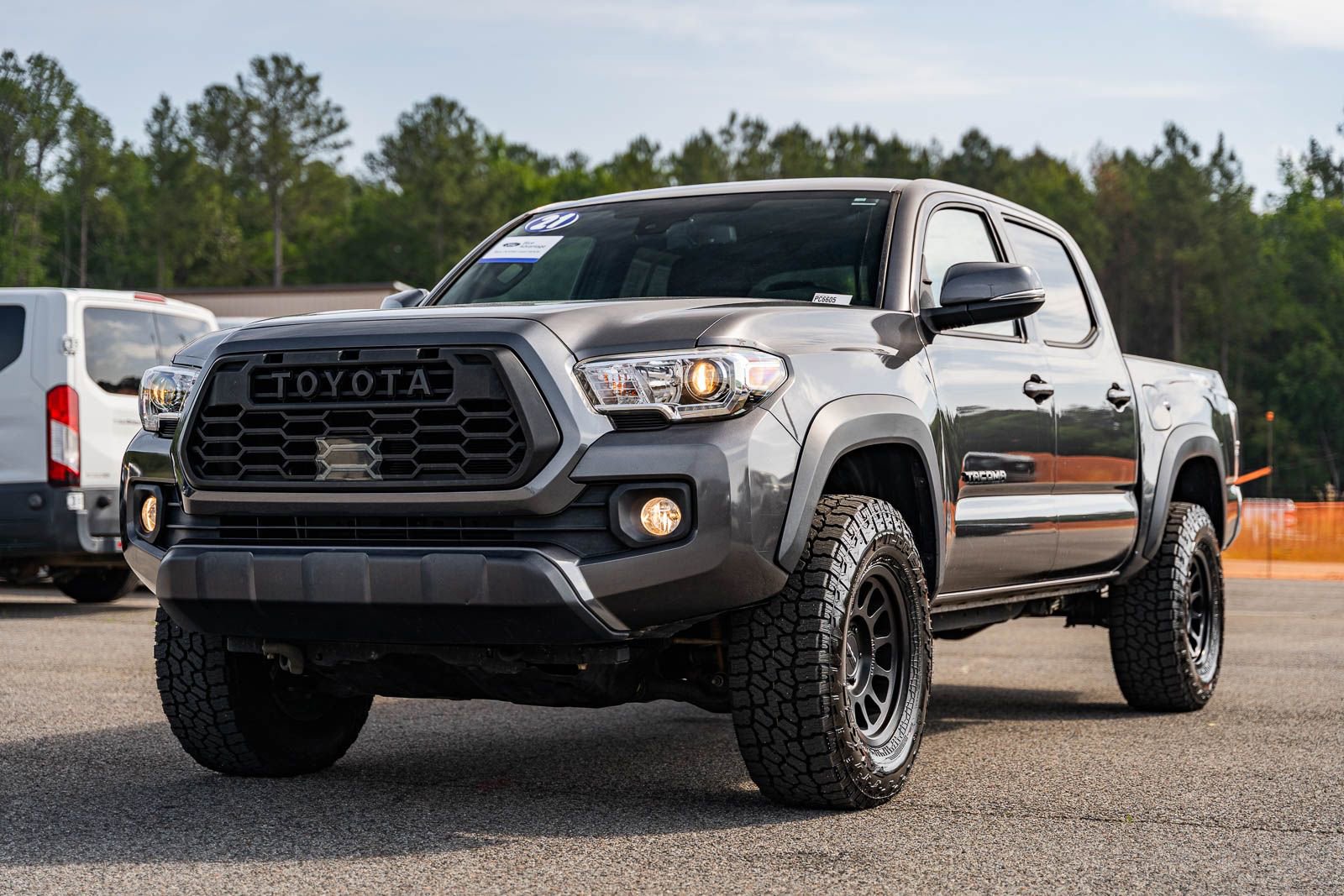 Used 2021 Toyota Tacoma TRD Off-Road AWD/4WD image 3