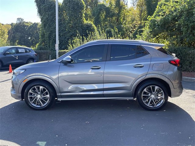 Used 2021 Buick Encore GX Select w/ Sport Touring Package image 4