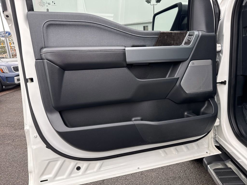 Certified 2023 Ford F150 Lariat w/ Equipment Group 502A High image 17