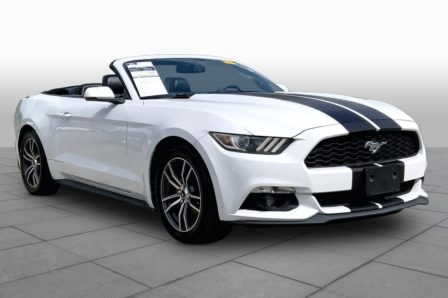 Certified 2017 Ford Mustang Premium RWD image 3