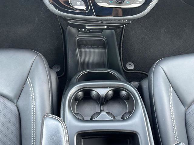 Used 2025 Chrysler Pacifica Select FWD image 21