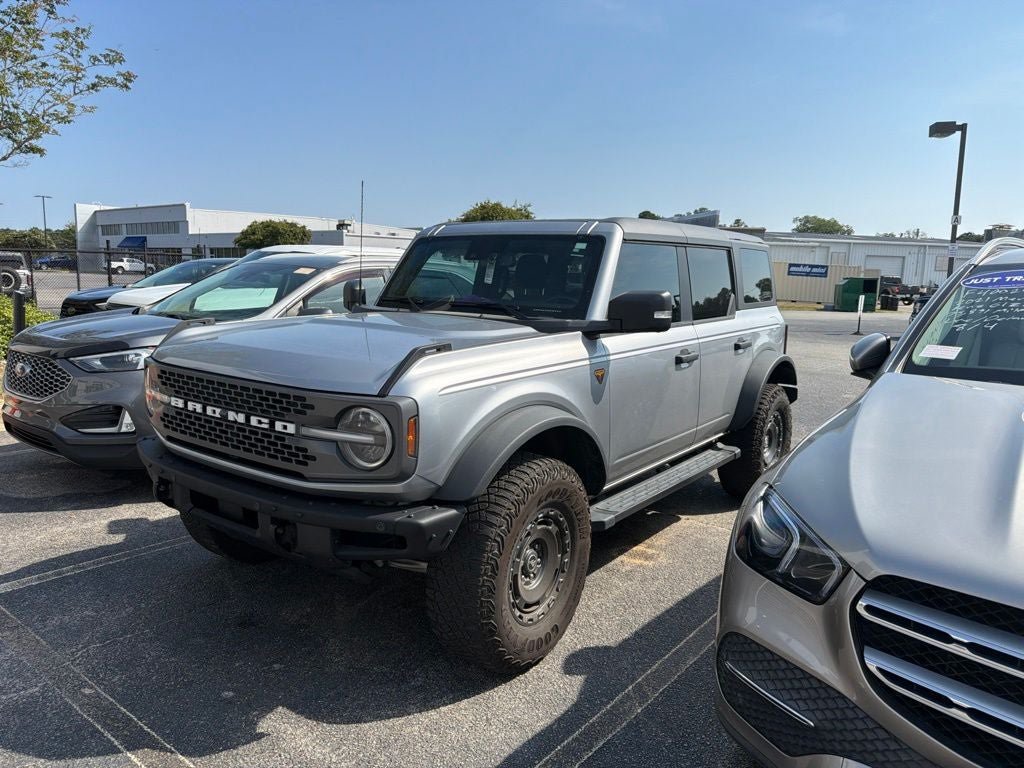 Certified 2024 Ford Bronco Badlands AWD/4WD image 2