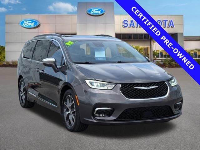 Used 2022 Chrysler Pacifica Limited