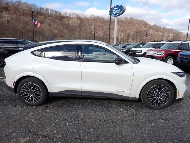 Certified 2025 Ford Mustang Mach-E Premium image 6