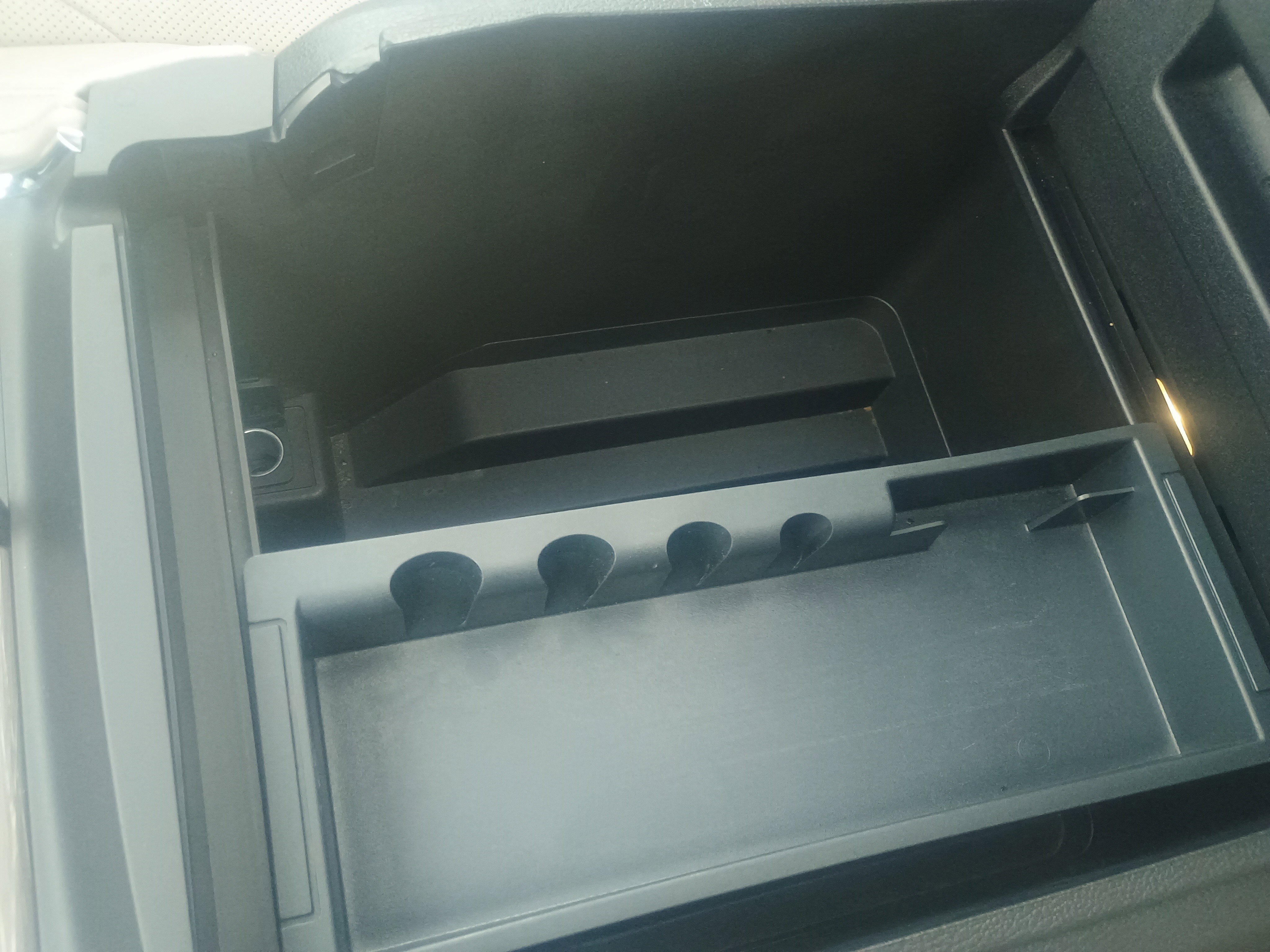 Certified 2023 Ford Expedition Limited image 37