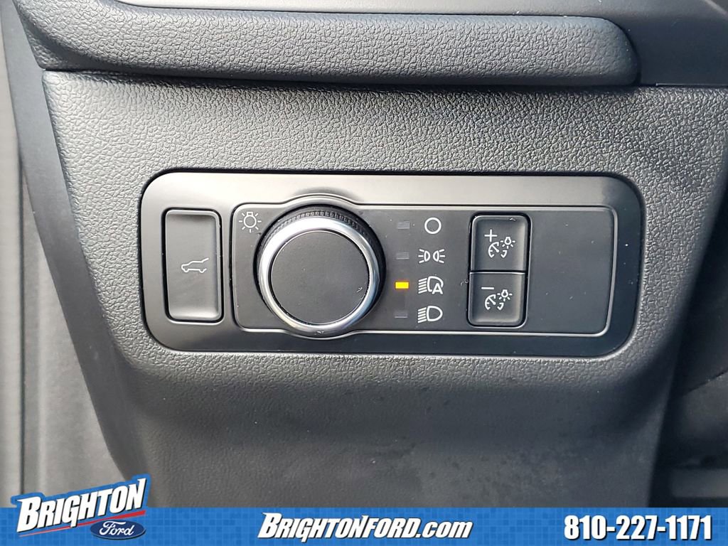 Certified 2024 Ford Escape ST-Line w/ Tech Pack #1 AWD/4WD image 17