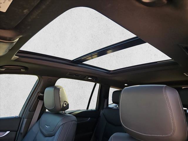 Used 2025 Cadillac XT6 Luxury FWD image 15