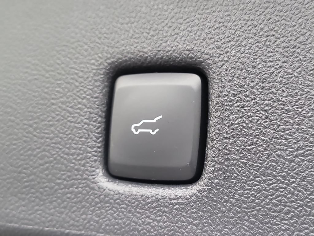 Certified 2023 Ford Escape ST-Line w/ Tech Pack #1 FWD image 8