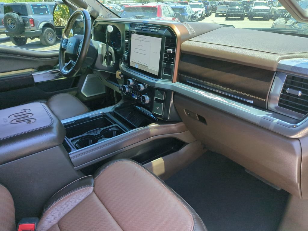 Certified 2024 Ford F350 King Ranch w/ FX4 Off-Road Package AWD/4WD image 15