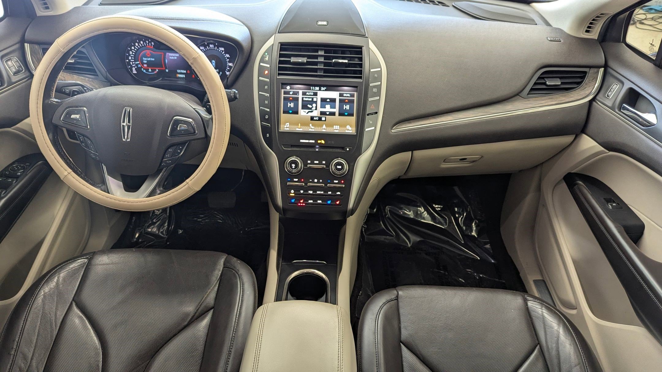 Certified 2019 Ford Expedition Platinum image 15