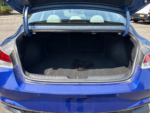 Used 2023 Hyundai Elantra Limited FWD image 34
