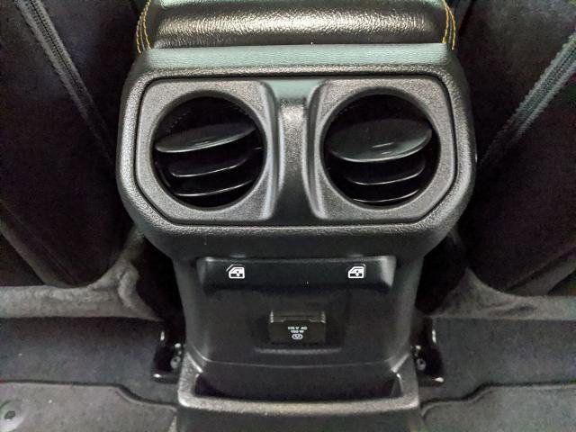Used 2023 Jeep Wrangler Unlimited Sahara AWD/4WD image 14