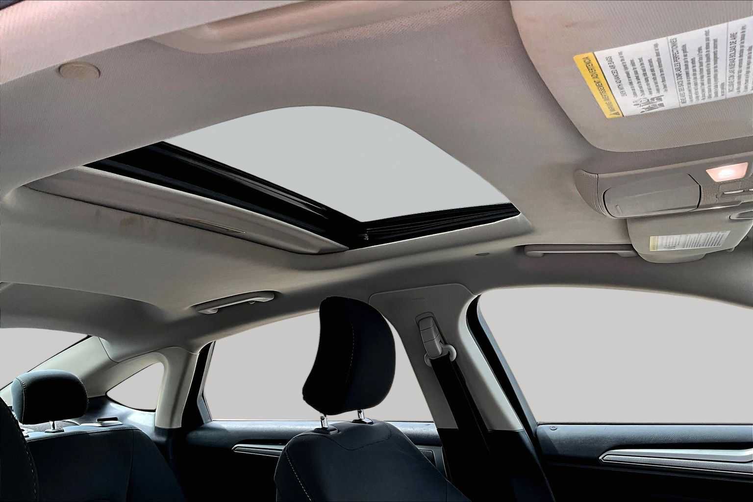 Certified 2019 Ford Fusion SE FWD image 14