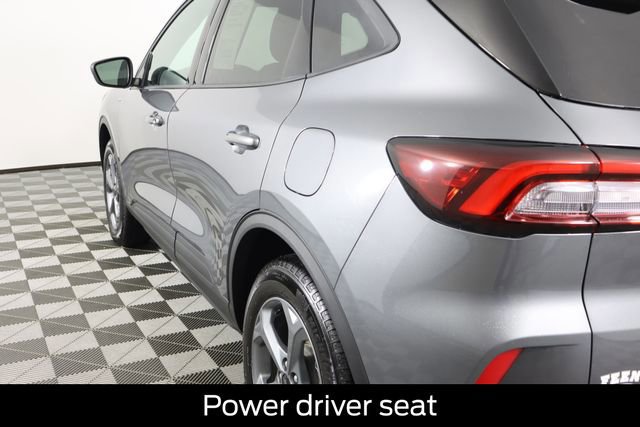 Certified 2025 Ford Escape ST-Line w/ Tech Pack #1 image 4