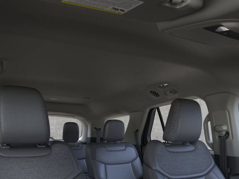 Certified 2025 Ford Explorer Active w/ Active Comfort Package RWD image 22