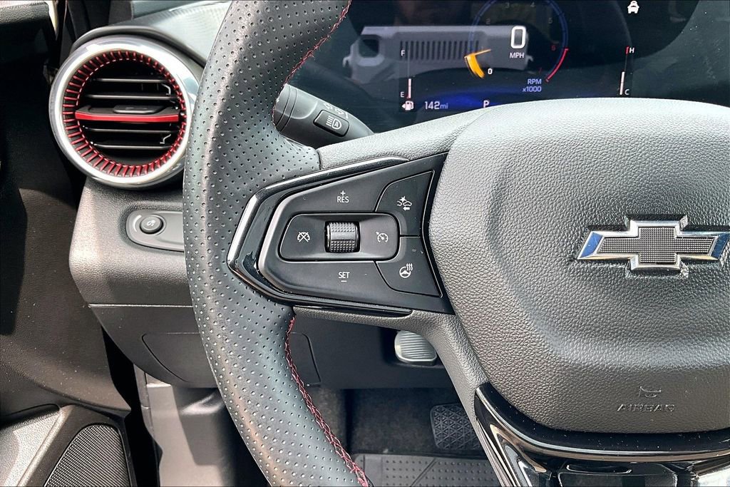 Used 2024 Chevrolet Trax RS w/ Driver Confidence Package FWD image 18