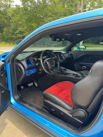 Used 2023 Dodge Challenger R/T Scat Pack w/ Plus Package RWD image 8