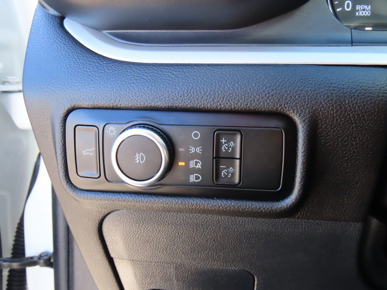 Certified 2023 Ford Explorer XLT w/ Equipment Group 202A image 25