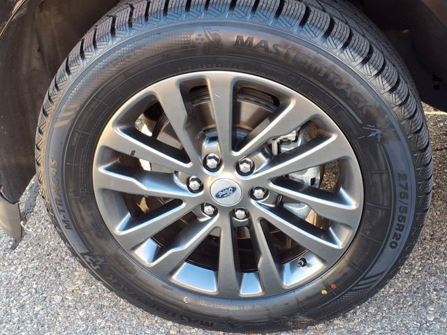 Certified 2020 Ford Expedition Limited w/ Equipment Group 301A AWD/4WD image 33