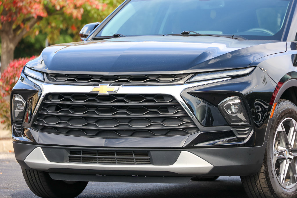 Used 2024 Chevrolet Blazer LT w/ Convenience Package FWD image 16