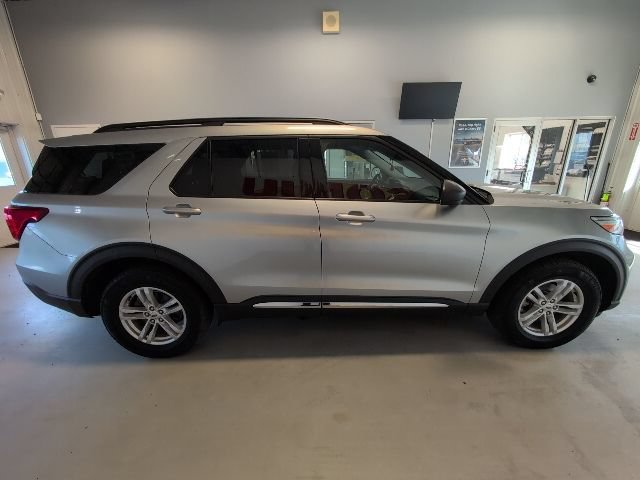 Certified 2022 Ford Explorer XLT AWD/4WD image 6
