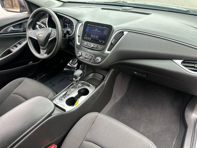Used 2023 Chevrolet Malibu LS image 16